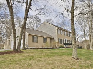 2 Crowell Rd, Sagamore Beach, MA 02562