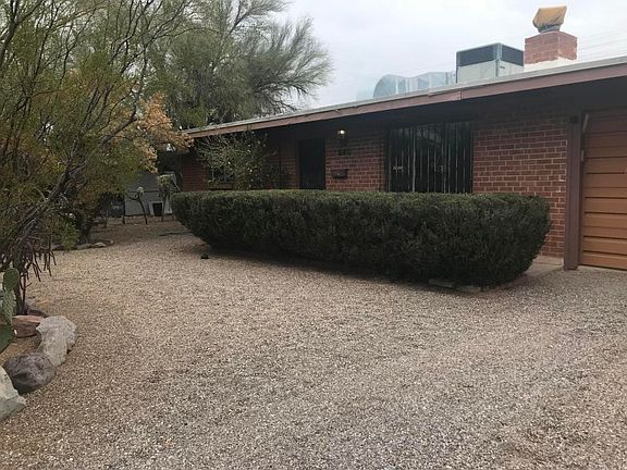 2nd image of 640 N Avenida De Suenos