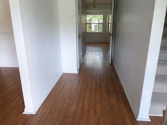 2nd image of 371 S Cobble Ct