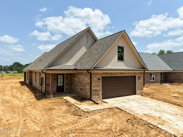12 Cecellia Cv, Jackson, TN 38305