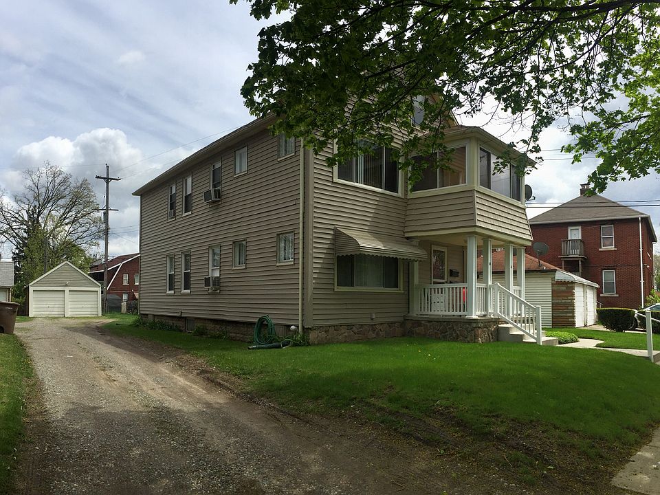 2nd image of 12 Mohawk Rd
