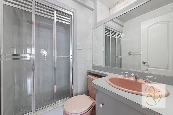 Rented by Dorsa Group | media 6