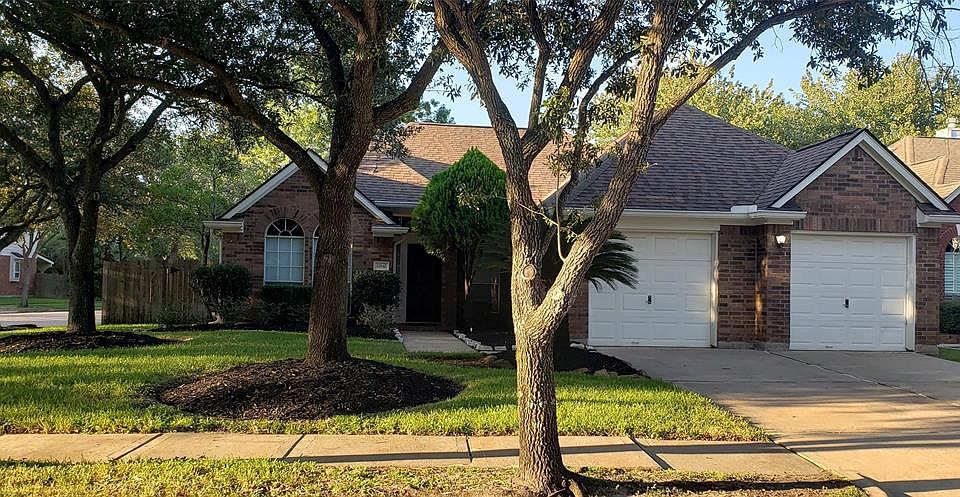 1st image of 12842 Pheasant Lake Ct