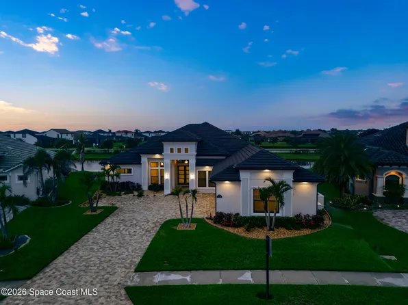 8719 Serrano Cir, Melbourne, FL 32940