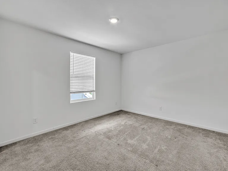 4562 Butterfly Ridge Dr — Photo 35