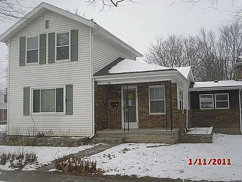 318 W Oliver St photo 1