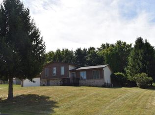 3942 Heartwood St NW, Uniontown, OH 44685