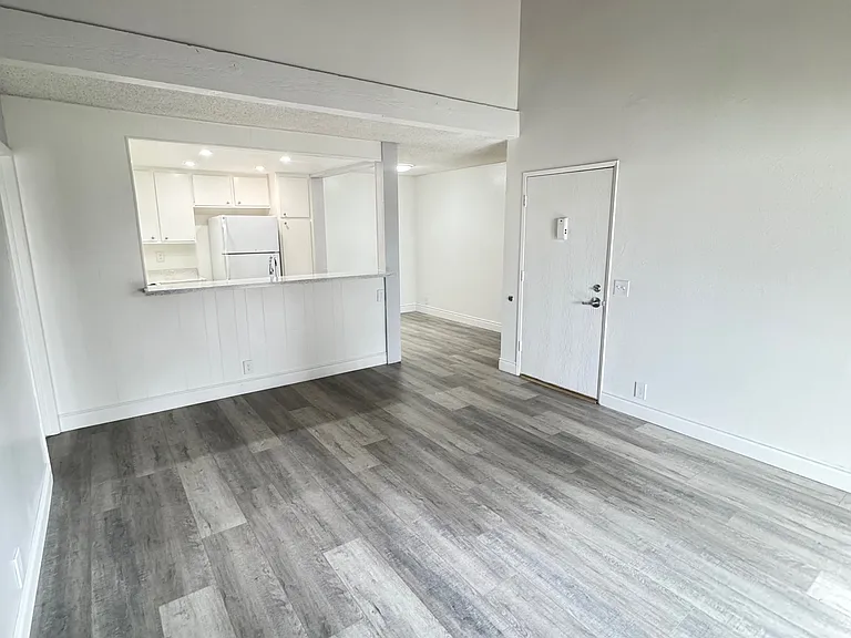 1133 E Alosta Ave #B201 — Photo 1