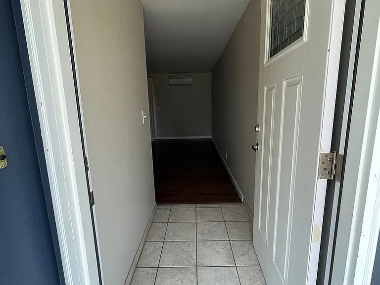 Churchill Village Apartments — Photo 51