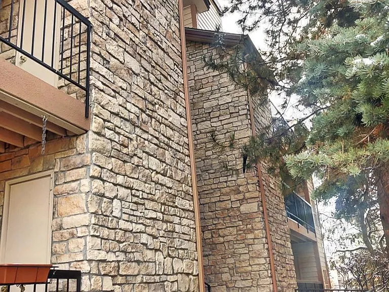 2575 S Syracuse Way #B201 — Photo 2