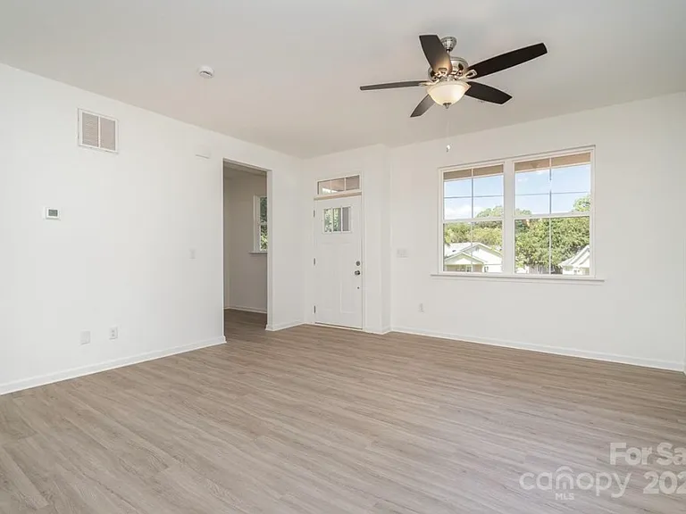 1812 Purser Dr — Photo 7