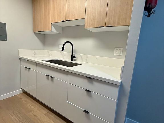 2nd image of 9746 Park St #7