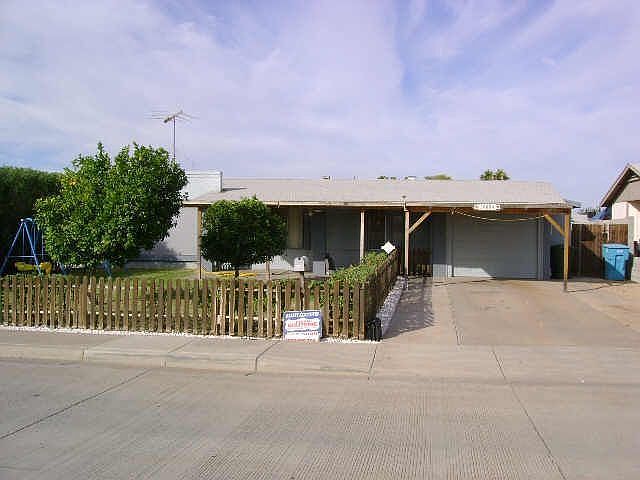 Special 3bd/2ba Home with lots of EXTRAS