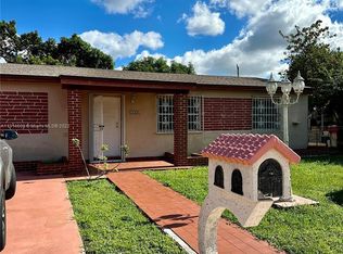 1221 SW 74th Ave, Miami, FL 33144