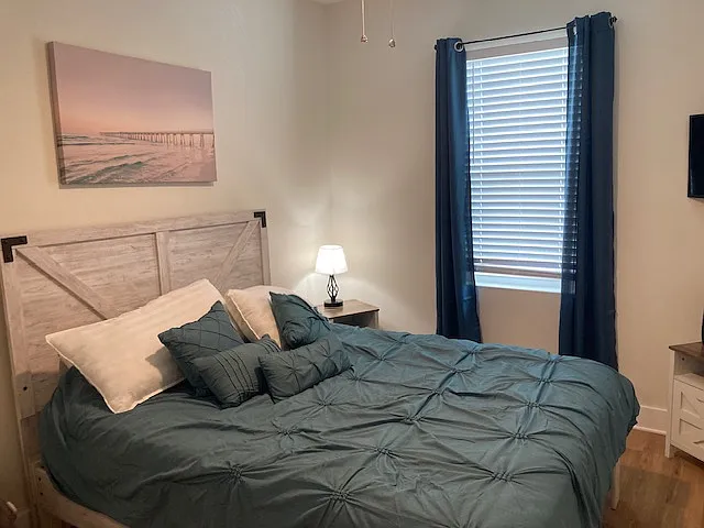 Sample Picture - Furnishings not included