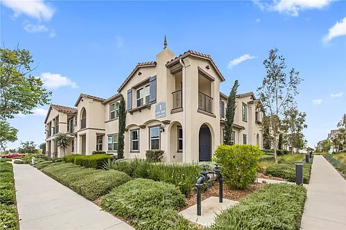 4281 S Hermosa Paseo Photo 1