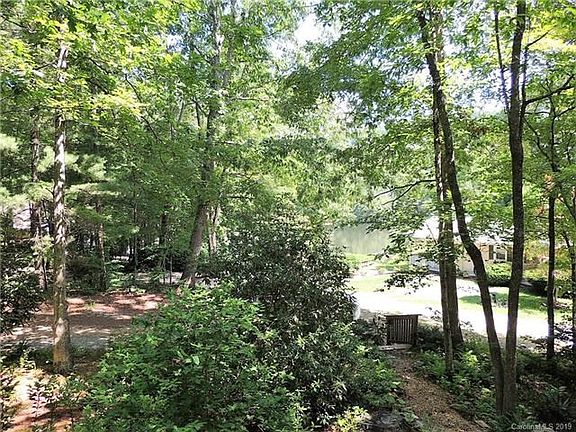 3rd image of 83 Gosling Cir E