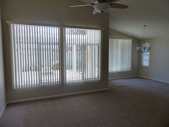 2nd image of 208 Clearview Ct