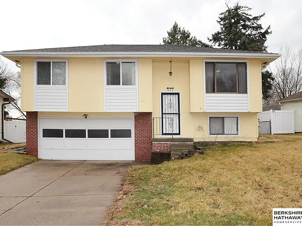 421 Sante Fe Trl, Lincoln, NE 68521