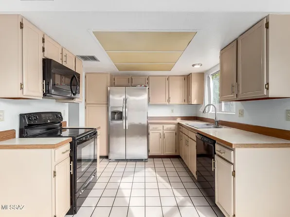 1865 W Bel Aire Ct, Tucson, AZ 85705