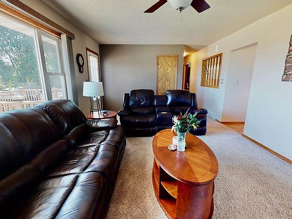 5th image of 1200 Crestfield Ave