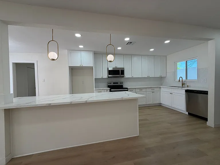1317 Pyramid Dr — Photo 6
