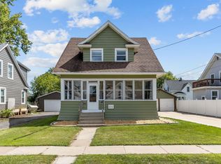 222 Harrison St, Neenah, WI 54956