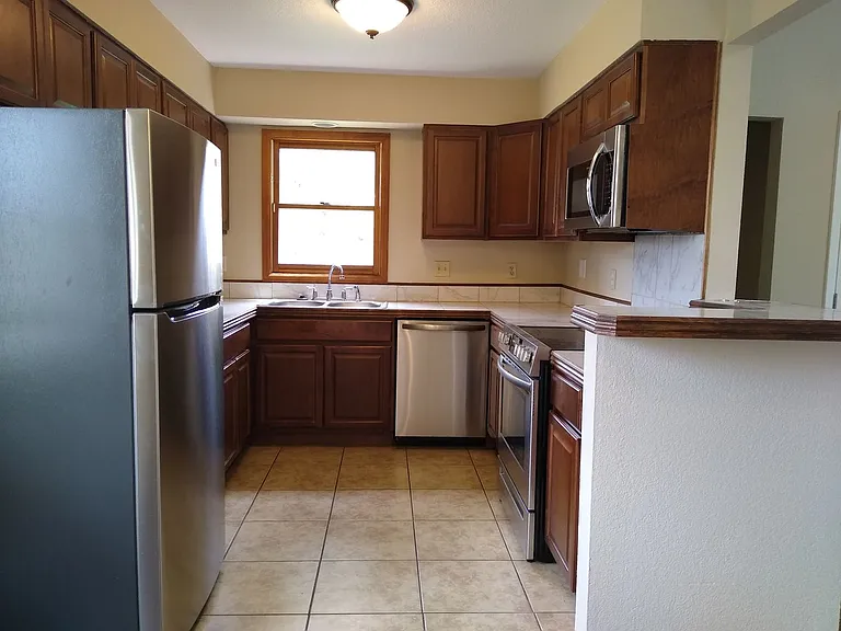 460 S Fenton St — Photo 59