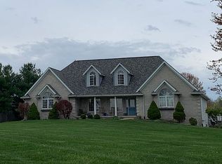 2006 N Exeter Ln, Bloomington, IN 47408