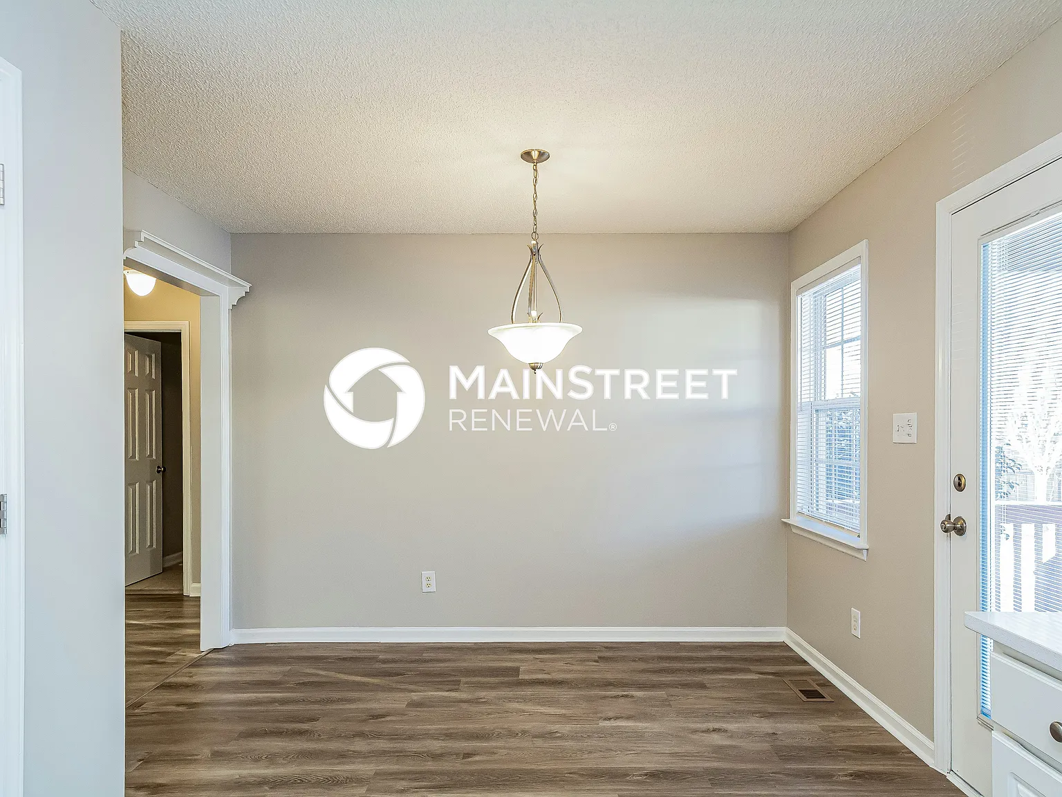 5129 Peakwood Drive — Photo 4