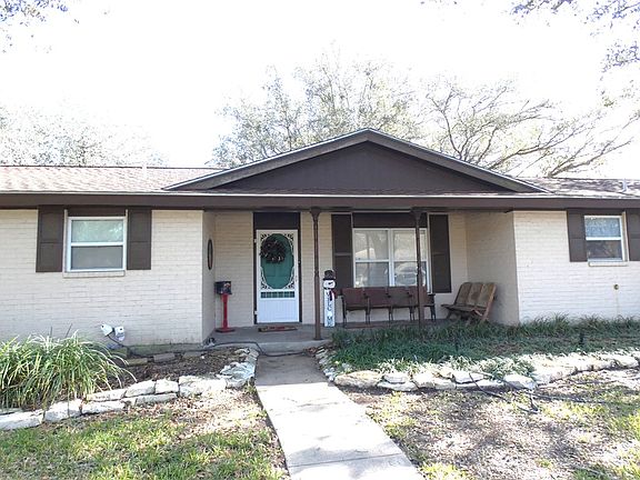 4th image of 1402 Las Palmas Cir