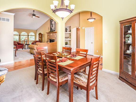 3rd image of 5507 Bellemeade Trail Ct