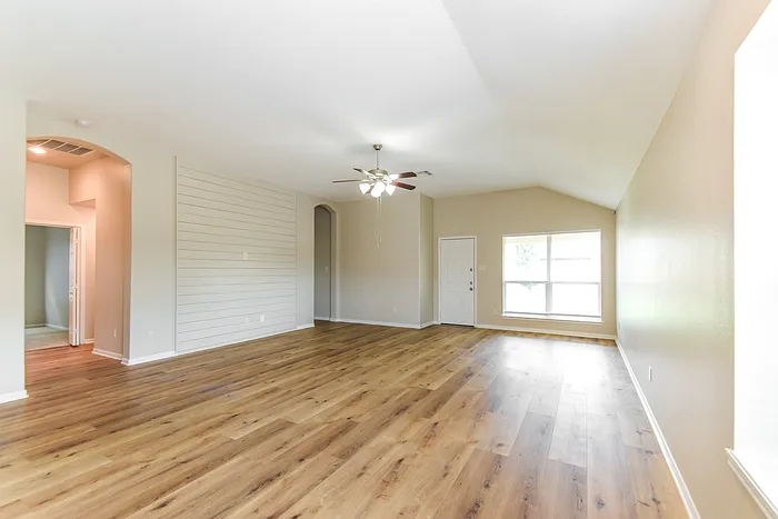 5047 Gulf Stream Ln — Photo 4