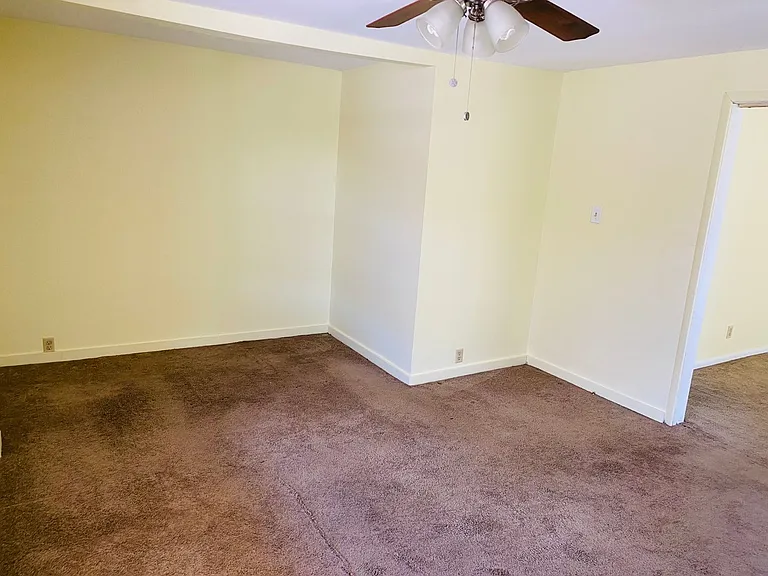 188 Florida Ave — Photo 8