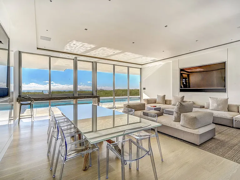 277 Surfside Dr — Photo 13