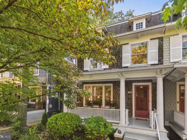 3918 McKinley St NW, Washington, DC 20015
