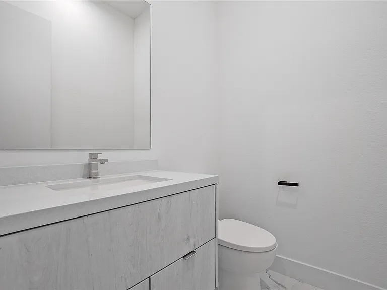 4322 Roseland Ave #3 — Photo 17