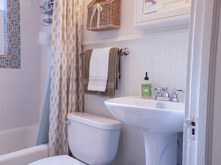 118 N Laurel Ave #2 — Photo 14