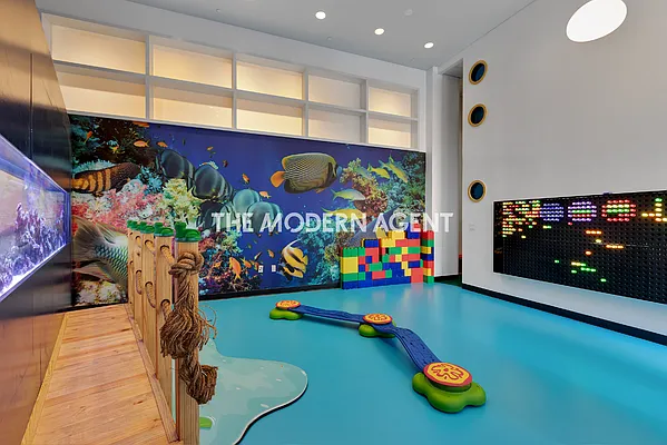 Rented by Level Group | media 10