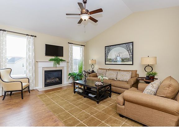 Great Room with Gas Fireplace