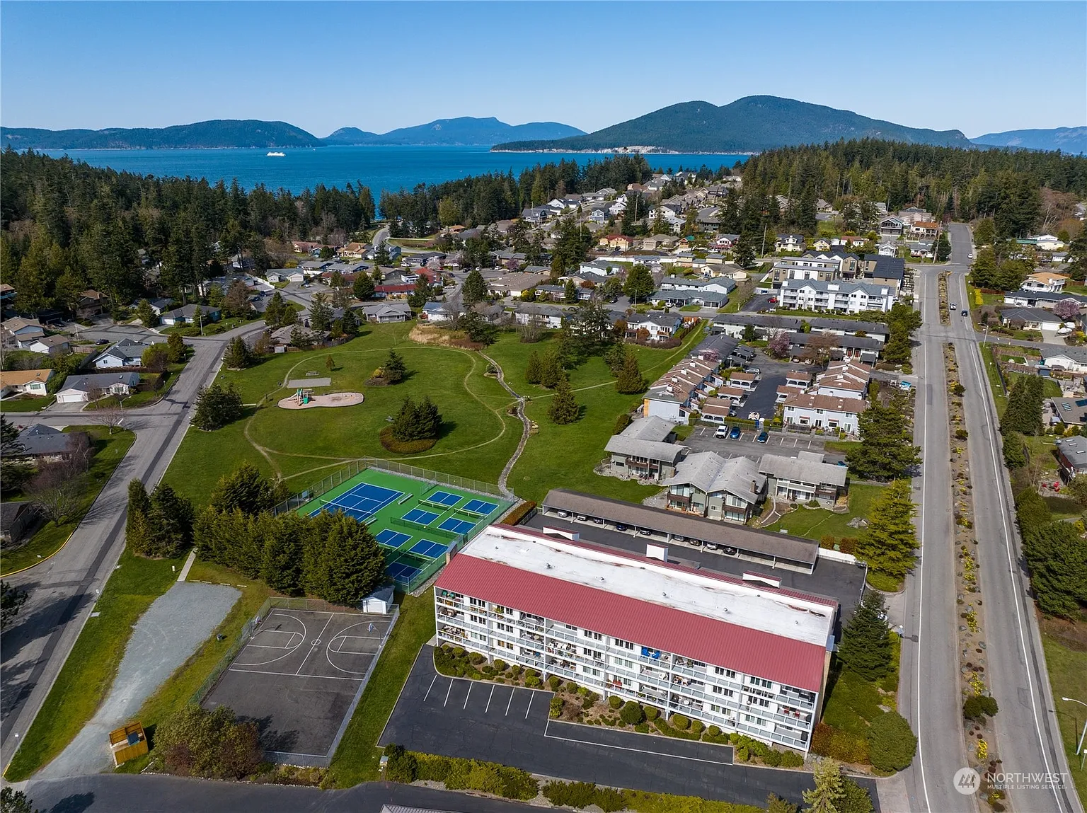 1800 Skyline Way #101 photo 1