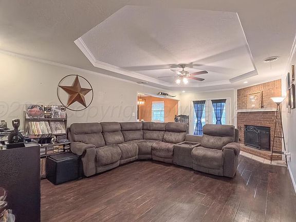 5th image of 128 Willowick St