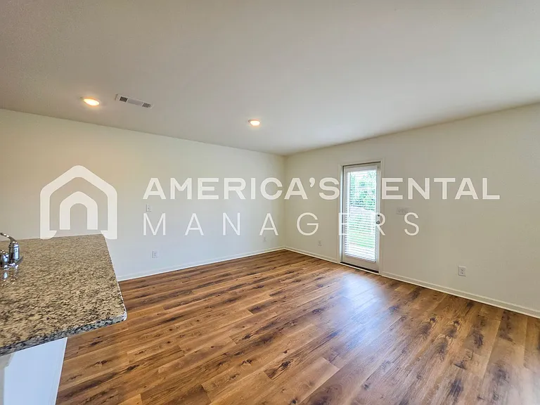 9314 Parkway Gardens Loop — Photo 43