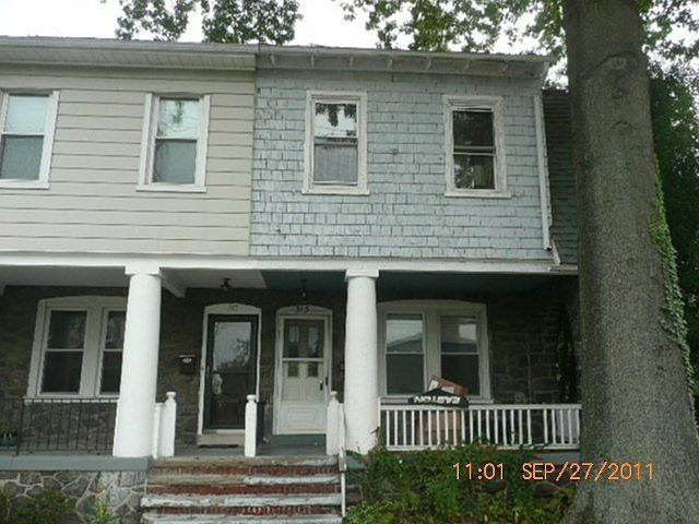 2nd image of 315 N New St
