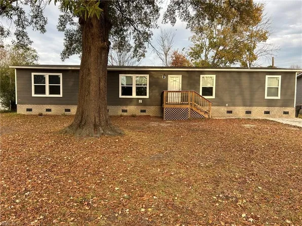 1244 Old Clubhouse Rd, Virginia Beach, VA 23453