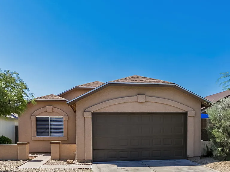 6933 W Nicolet Ave — Photo 1