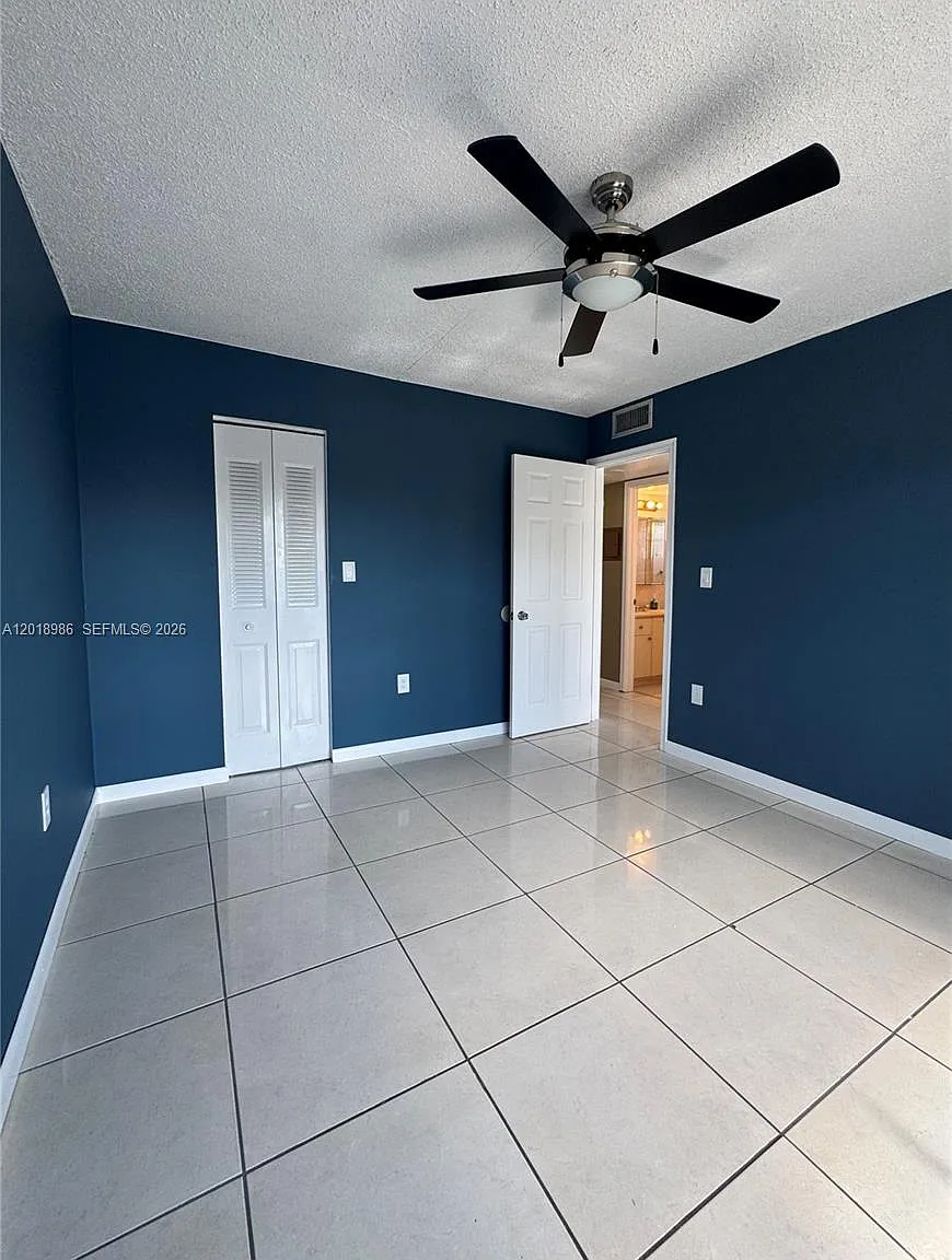 Ro-Mont South Condo Mnpq — Photo 4