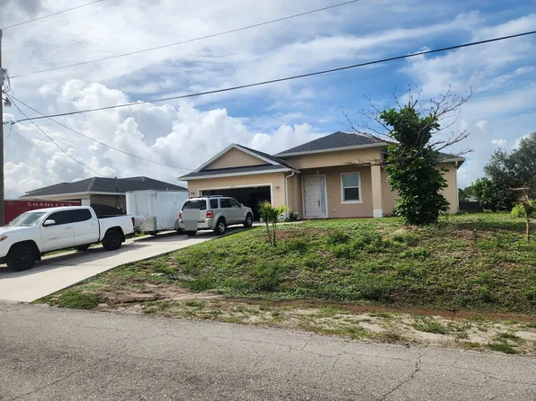 2903 26th St SW, Lehigh Acres, FL 33976
