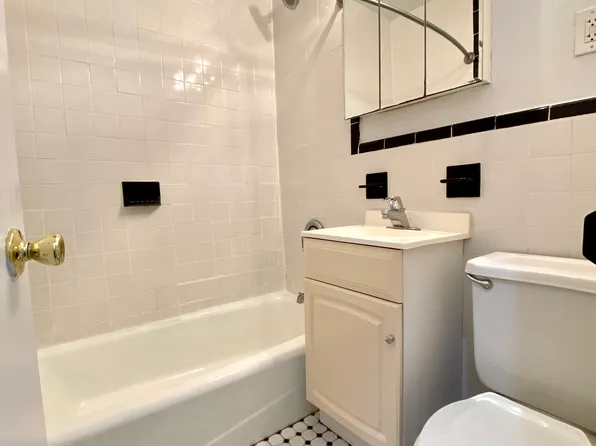 433 East 83rd Street image 7 of 7