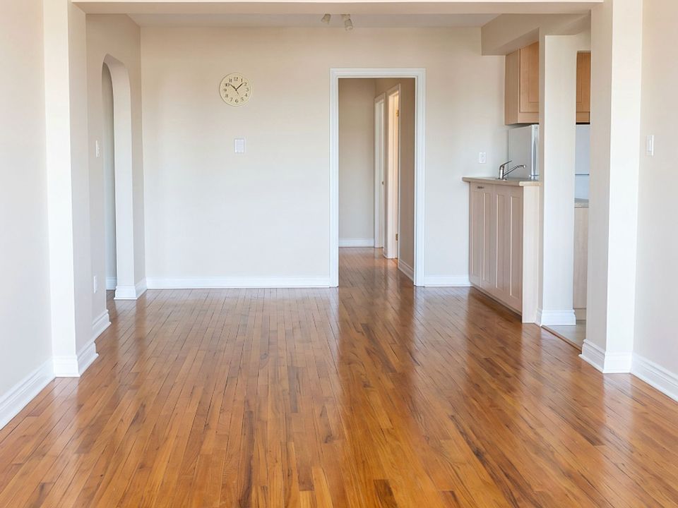 1st image of 2800 Coyle St APT 611